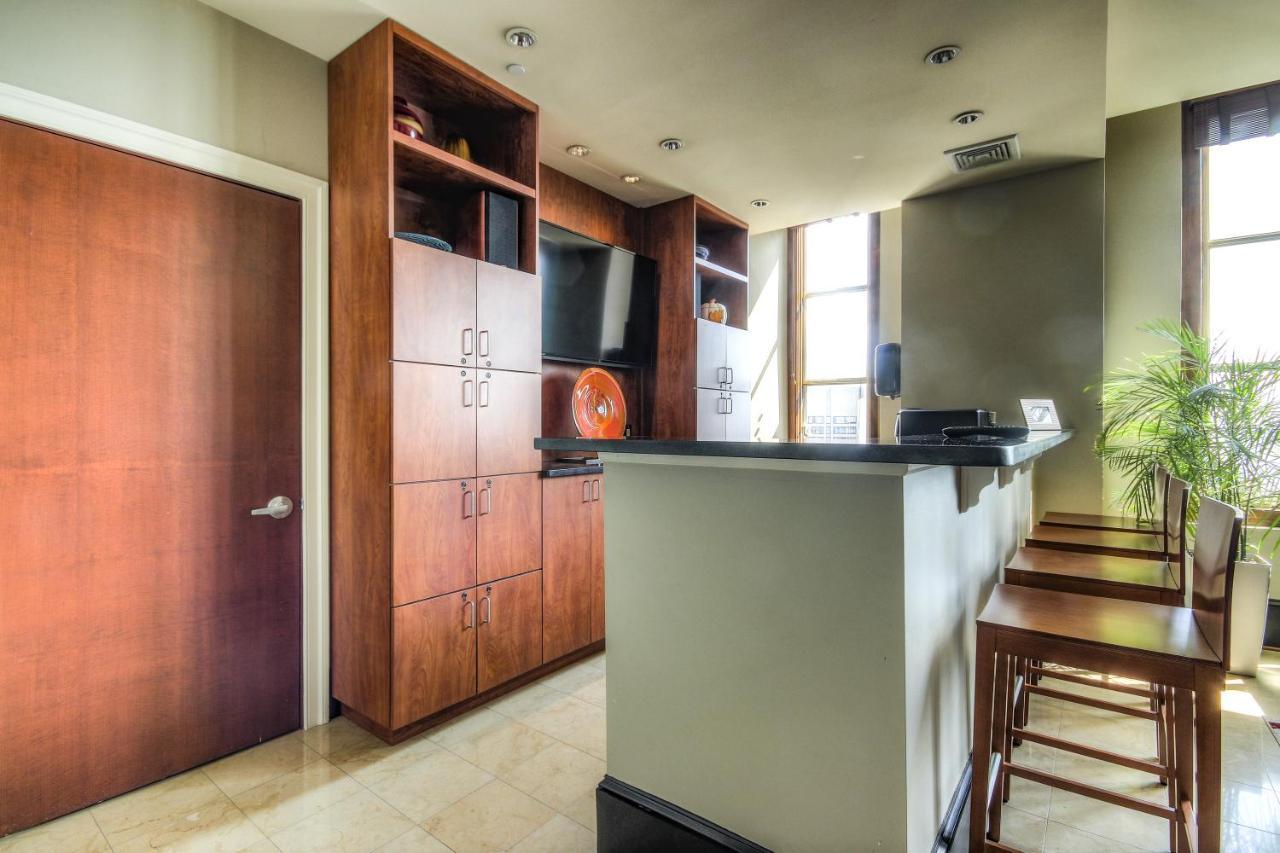Chase Penthouse At 39 West Baltimore Inner Harbor Convention Center Free Indoor Parking One And Two Bedrooms 外观 照片