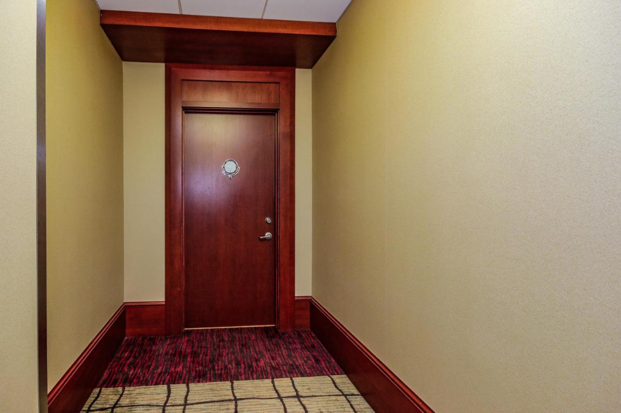 Chase Penthouse At 39 West Baltimore Inner Harbor Convention Center Free Indoor Parking One And Two Bedrooms 外观 照片