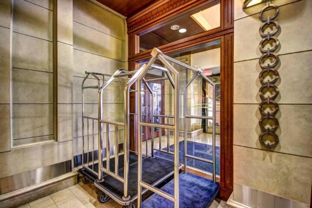 Chase Penthouse At 39 West Baltimore Inner Harbor Convention Center Free Indoor Parking One And Two Bedrooms 外观 照片